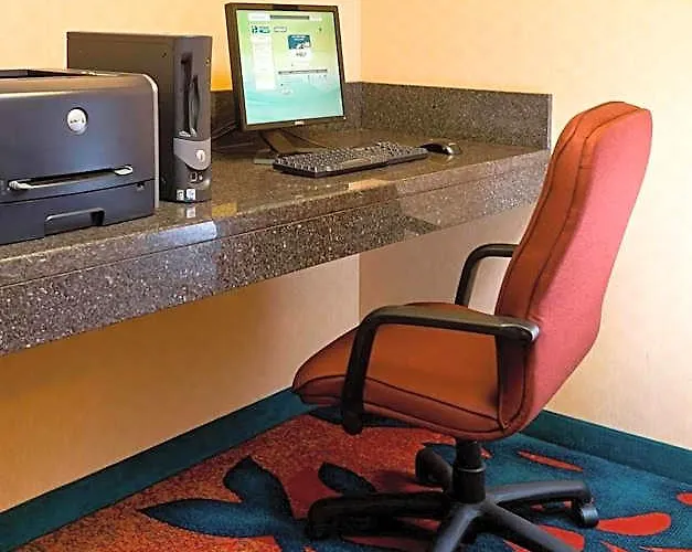 Hotel By Marriott