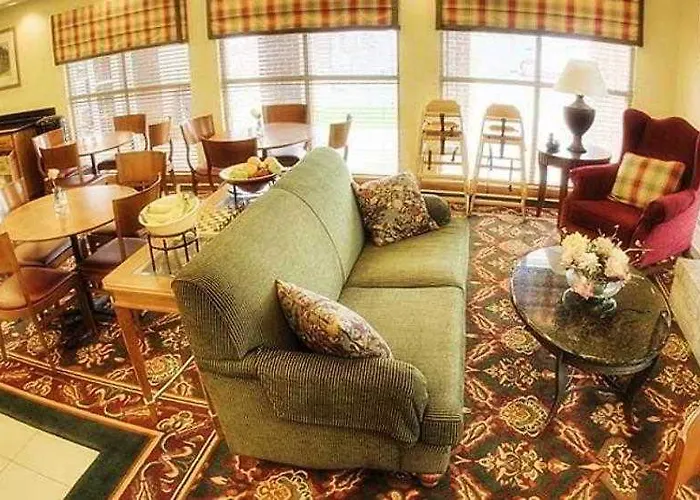Hotel By Marriott