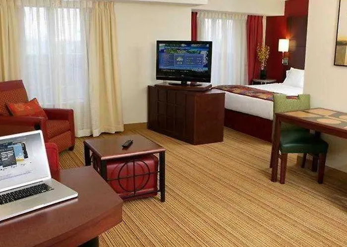 By Marriott Hotel