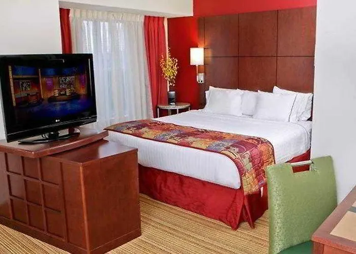 Hotel By Marriott 3*