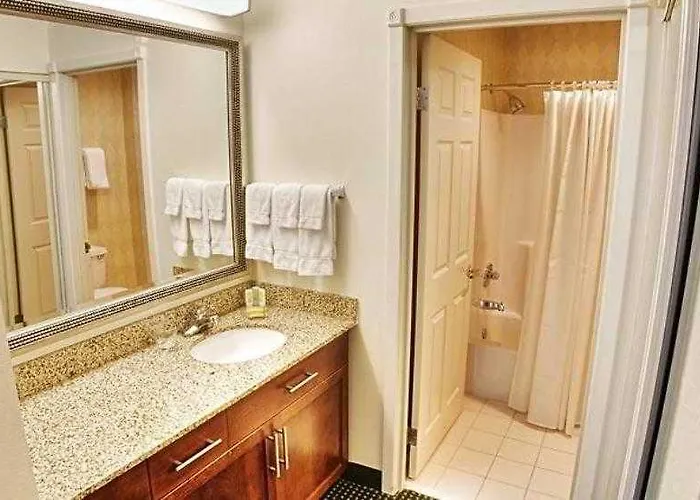 By Marriott Hotel 3*